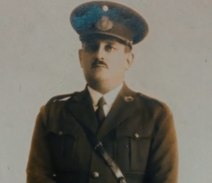 TENIENTE CORONEL DE INFANTERÍA ERNESTO ACUÑA